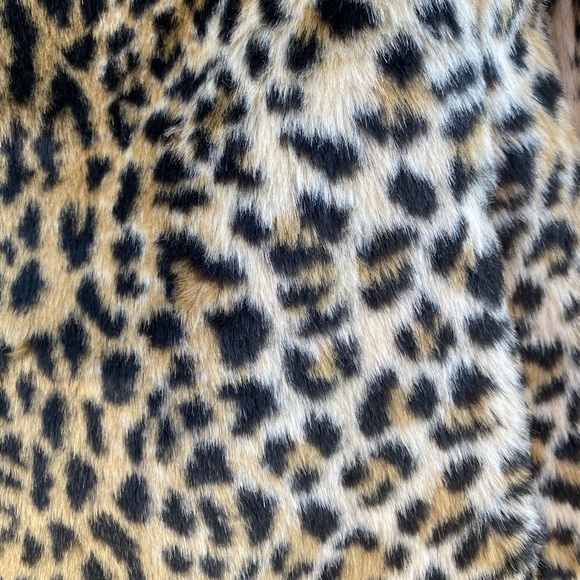 Express Leopard Print Jacket - Picture 2 of 4